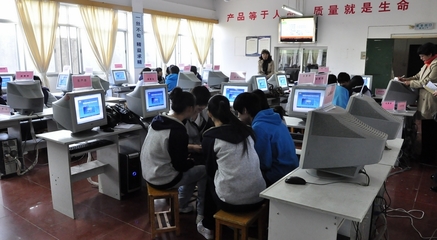 深化教學改革，賦能技能人才——市教育局成功舉辦全市中職學?；诠ぷ鬟^程的教學模式推廣研討活動